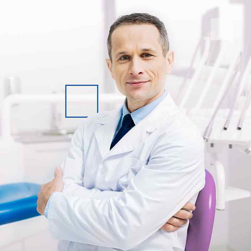 https://ftb-dental-multi-page-dentova.ftwebdemo.com/wp-content/uploads/2020/01/people-03.jpg